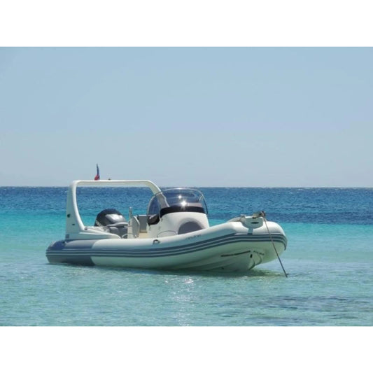 Zodiac Medline III in het water - uitgevoerd in Hypalon Neopreen materiaal