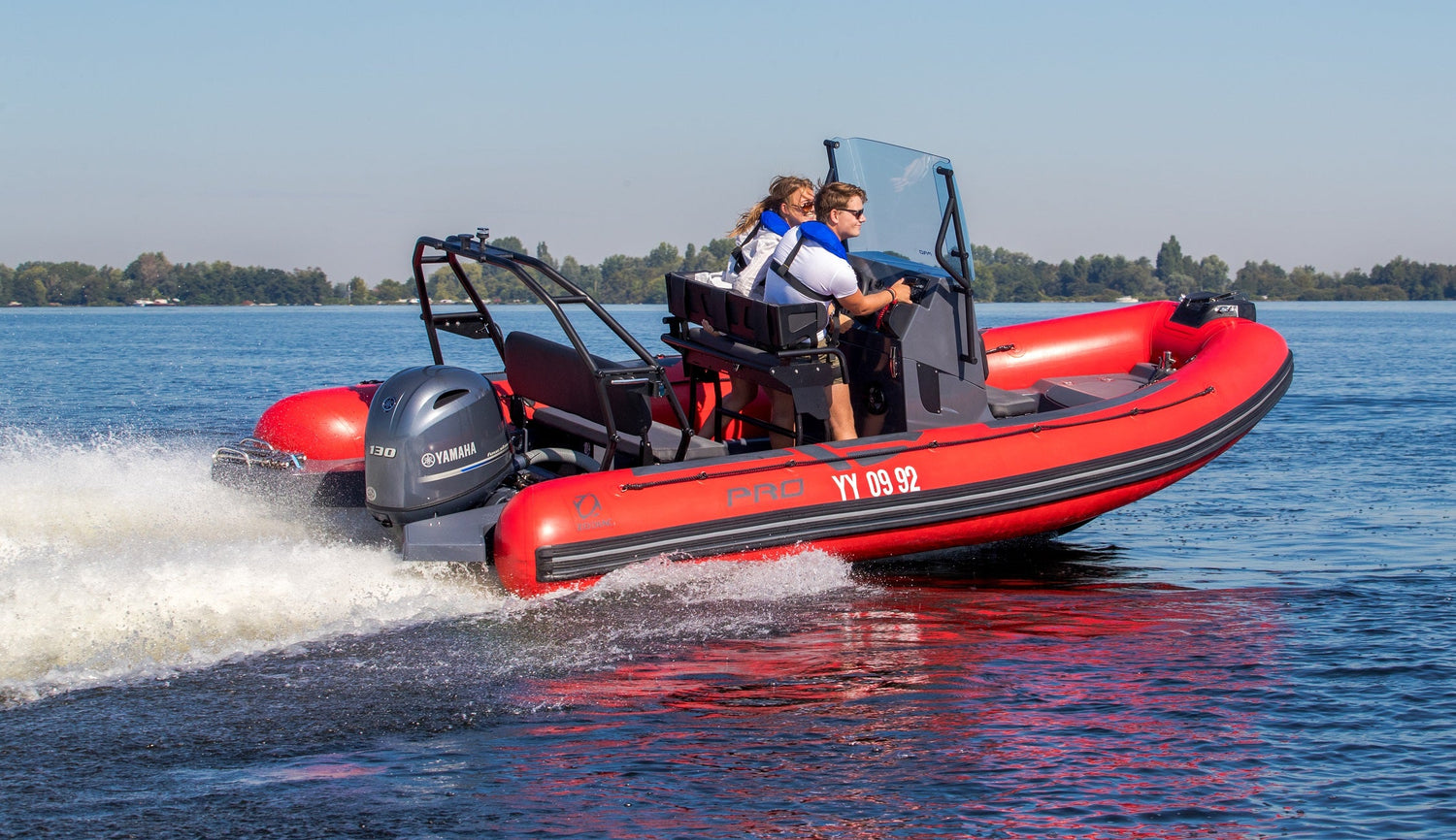 Zodiac PRO 5.5 Rood Neopreen powered by Yamaha