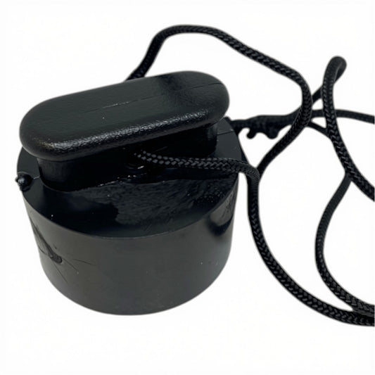 Zodiac Online Shop zwarte rubberen zelflozerstop van 34 mm met bevestigingskoord voor Zodiac en Bombard rubberboten